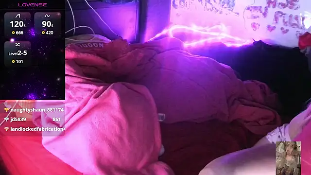 Blondiewithanass online show from January 6, 2026, 5:50 pm