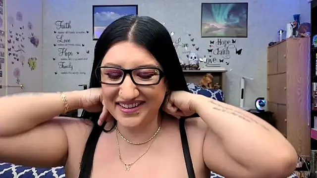 Rayna online show from February 20, 2025, 10:15 pm