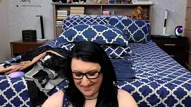 Rayna online show from February 21, 2025, 1:22 am