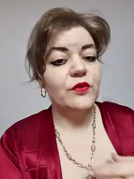 Snapshot of cindybbwsquirt chatting on March 3, 2025, 4:32 am cindybbwsquirt online show from March 3, 2025, 4:32 am