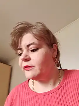 Snapshot of cindybbwsquirt chatting on March 11, 2025, 11:55 am cindybbwsquirt online show from March 11, 2025, 11:55 am