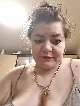 cindybbwsquirt online show from January 12, 2026, 5:47 am