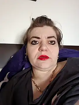 Snapshot of cindybbwsquirt chatting on February 24, 2025, 5:22 am cindybbwsquirt online show from February 24, 2025, 5:22 am