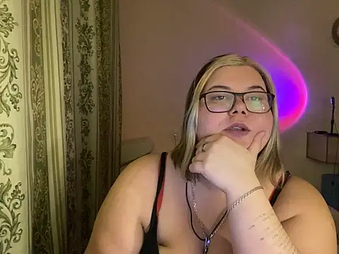 Kira Magni online show from January 26, 2025, 2:19 pm