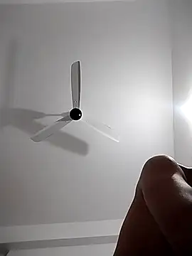 xhspar10 online show from February 10, 2026, 4:50 pm