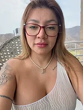 Snapshot of DIANITA_1988 chatting on July 23, 2026, 3:41 pm DIANITA 1988 online show from July 23, 2026, 3:41 pm