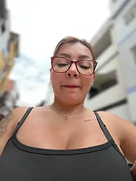 Snapshot of DIANITA_1988 chatting on July 13, 2026, 5:56 pm DIANITA 1988 online show from July 13, 2026, 5:56 pm