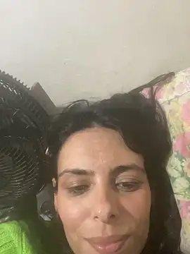 Snapshot of Sarah-safada chatting on May 24, 2026, 11:04 pm Sarah-safada online show from May 24, 2026, 11:04 pm