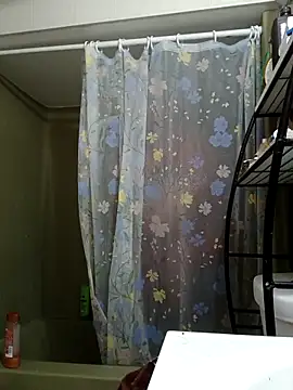 BennyBenny175 online show from October 25, 2025, 1:34 pm