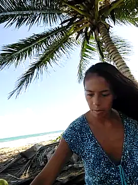 Snapshot of Luna-Natural chatting on November 27, 2025, 5:13 pm Luna-Natural online show from November 27, 2025, 5:13 pm