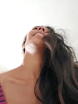 Snapshot of Luna-Natural chatting on March 6, 2026, 3:51 pm Luna-Natural online show from March 6, 2026, 3:51 pm