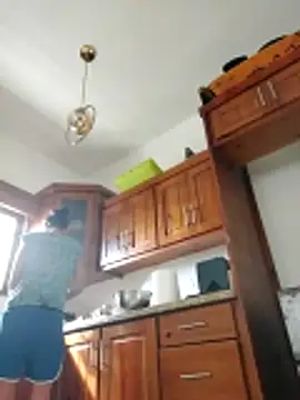 Snapshot of Luna-Natural chatting on February 8, 2026, 2:37 pm Luna-Natural online show from February 8, 2026, 2:37 pm