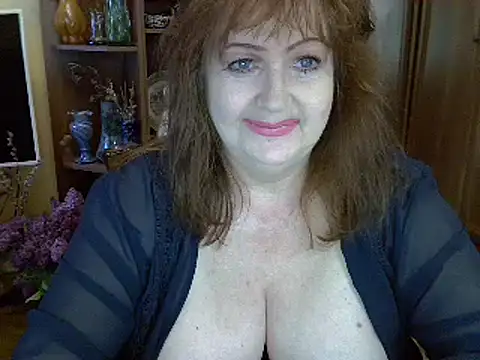 ElenaZed online show from May 4, 2026, 4:27 am
