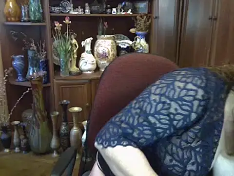 ElenaZed online show from April 29, 2026, 7:45 am