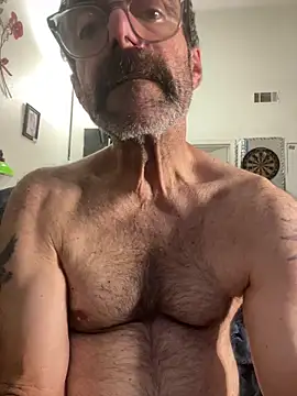 Snapshot of Trainee2Bpeed chatting on October 28, 2025, 7:51 am Trainee2Bpeed online show from October 28, 2025, 7:51 am