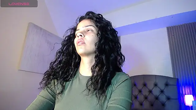 ximena diaz online show from March 17, 2025, 9:35 pm