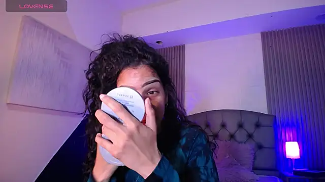 ximena diaz online show from March 21, 2025, 7:57 pm