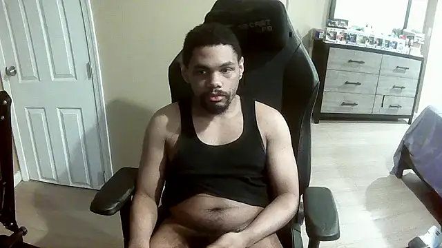 Neovergil0 online show from May 12, 2026, 12:19 am