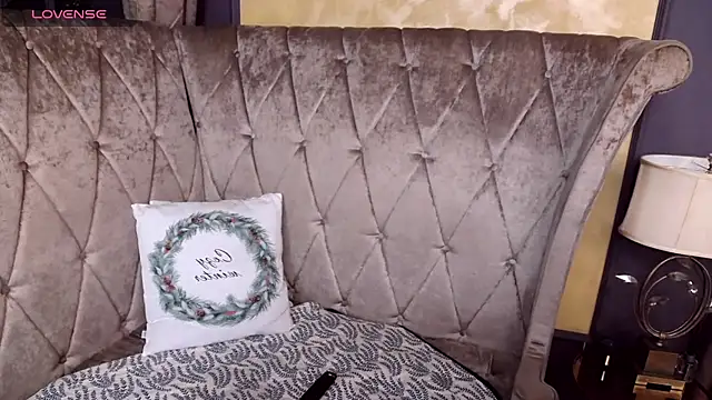 Snapshot of BustyGizelle chatting on November 5, 2025, 6:16 am BustyGizelle online show from November 5, 2025, 6:16 am