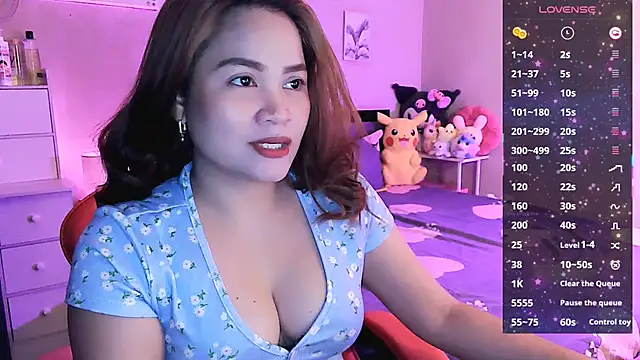 yenyen  online show from May 14, 2026, 12:40 am
