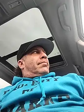 trucker1979 online show from April 5, 2026, 8:15 pm