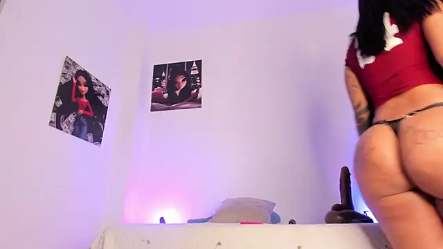 Snapshot of Ariana_lopezz chatting on November 7, 2025, 9:03 am Ariana lopezz online show from November 7, 2025, 9:03 am