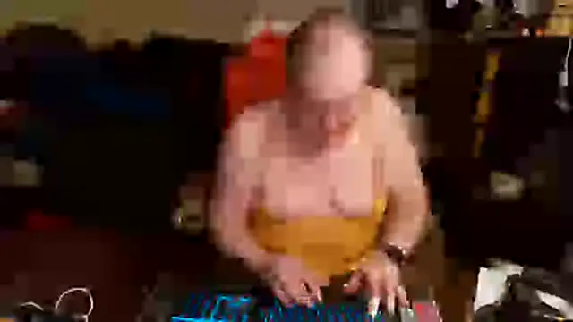 Snapshot of Toastir chatting on April 28, 2026, 7:07 pm Toastir online show from April 28, 2026, 7:07 pm