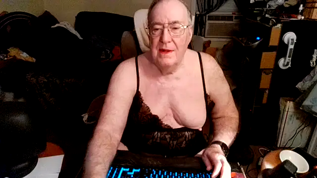 Toastir online show from October 15, 2025, 2:36 pm