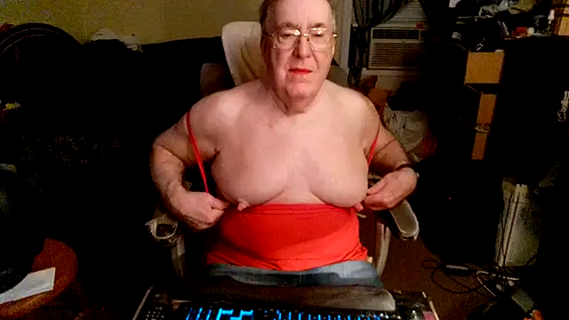 Toastir online show from October 28, 2025, 3:55 pm