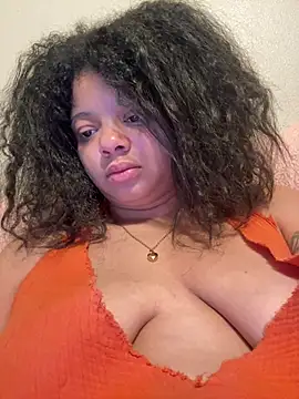 beautylovess online show from May 8, 2026, 5:28 pm