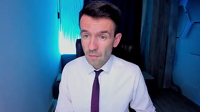 SteveTiger online show from October 10, 2025, 12:17 pm