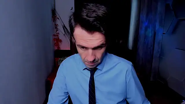 SteveTiger online show from November 3, 2025, 12:09 pm