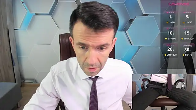 Snapshot of SteveTiger chatting on February 15, 2026, 12:26 pm SteveTiger online show from February 15, 2026, 12:26 pm