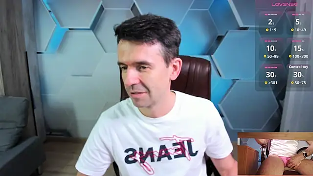 Snapshot of SteveTiger chatting on March 3, 2026, 10:11 am SteveTiger online show from March 3, 2026, 10:11 am