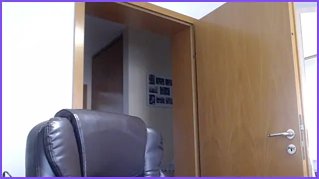 Sissygera online show from February 28, 2025, 2:42 pm