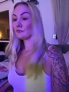 NastyMilf  online show from October 13, 2025, 6:20 pm