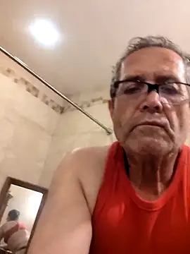 Snapshot of bobby69cock chatting on May 18, 2026, 9:58 am bobby69cock online show from May 18, 2026, 9:58 am