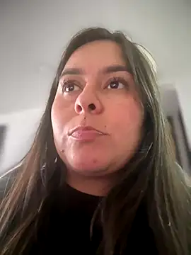 Snapshot of Ixchel_Anaid chatting on October 16, 2025, 4:15 pm Ixchel Anaid online show from October 16, 2025, 4:15 pm