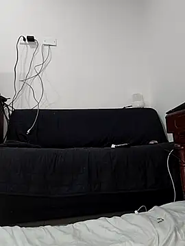 Snapshot of estrella_tasty chatting on June 7, 2026, 2:39 am estrella tasty online show from June 7, 2026, 2:39 am