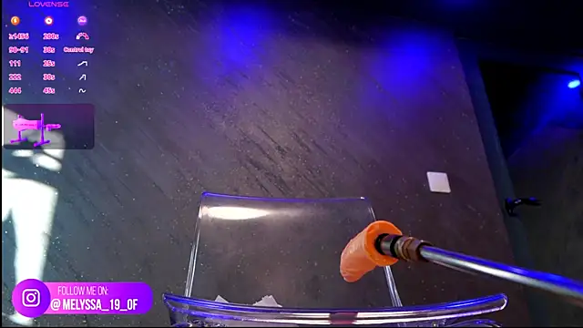 Snapshot of im-your-lovee chatting on October 11, 2025, 6:14 am im-your-lovee online show from October 11, 2025, 6:14 am