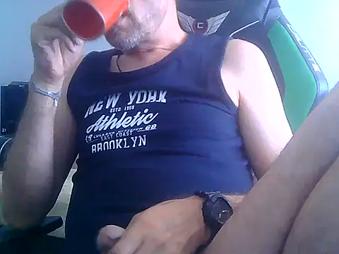 Snapshot of boran34 chatting on July 11, 2026, 9:42 am boran34 online show from July 11, 2026, 9:42 am