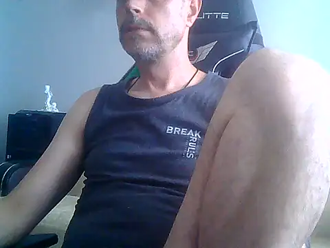 Snapshot of boran34 chatting on July 3, 2026, 4:13 pm boran34 online show from July 3, 2026, 4:13 pm
