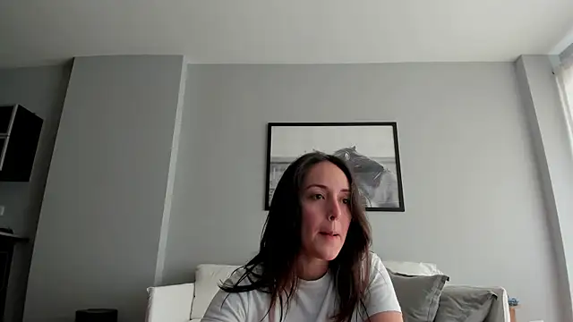 molly marmalade  online show from February 12, 2025, 6:51 pm