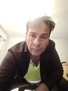 lekkerkoen1 online show from December 17, 2025, 7:08 pm