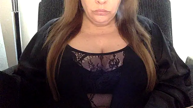 bbw frankie online show from March 5, 2025, 2:56 pm