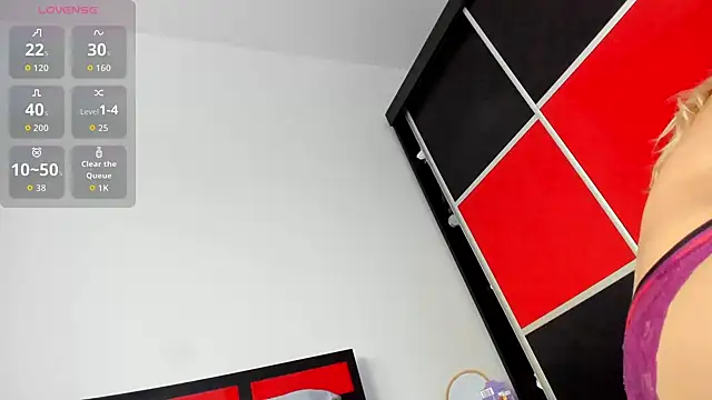 Snapshot of suuzykiss chatting on November 4, 2025, 6:06 am suuzykiss online show from November 4, 2025, 6:06 am