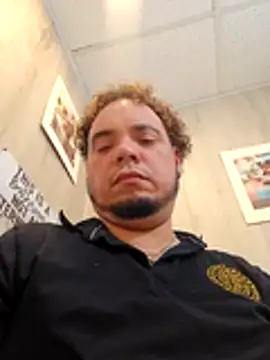 Snapshot of latinoflpr chatting on February 10, 2026, 8:52 pm latinoflpr online show from February 10, 2026, 8:52 pm