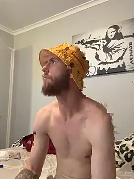 jamesss1000 online show from February 16, 2026, 5:28 am