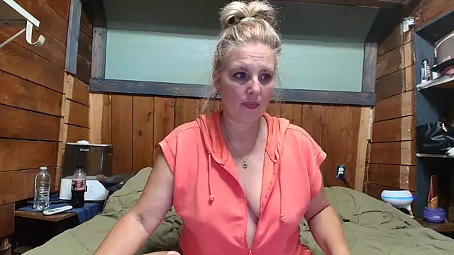 lisaxlovexxx online show from June 30, 2026, 12:54 am