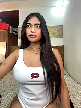 Snapshot of Bombshell_Ashy chatting on November 25, 2025, 9:59 pm Bombshell Ashy online show from November 25, 2025, 9:59 pm